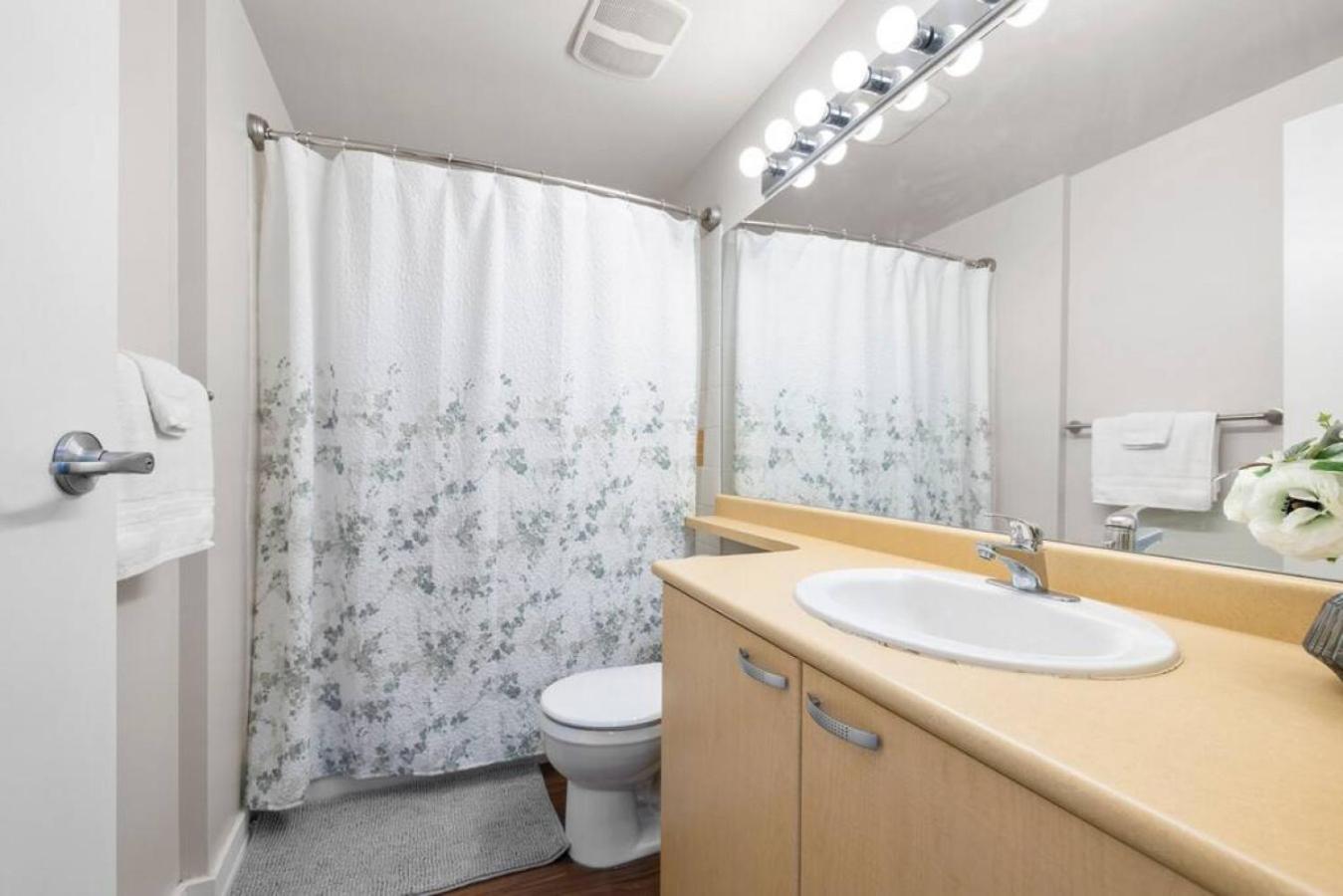 וונקובר Top Floor Unit On Granville Strip Yaletown Area מראה חיצוני תמונה