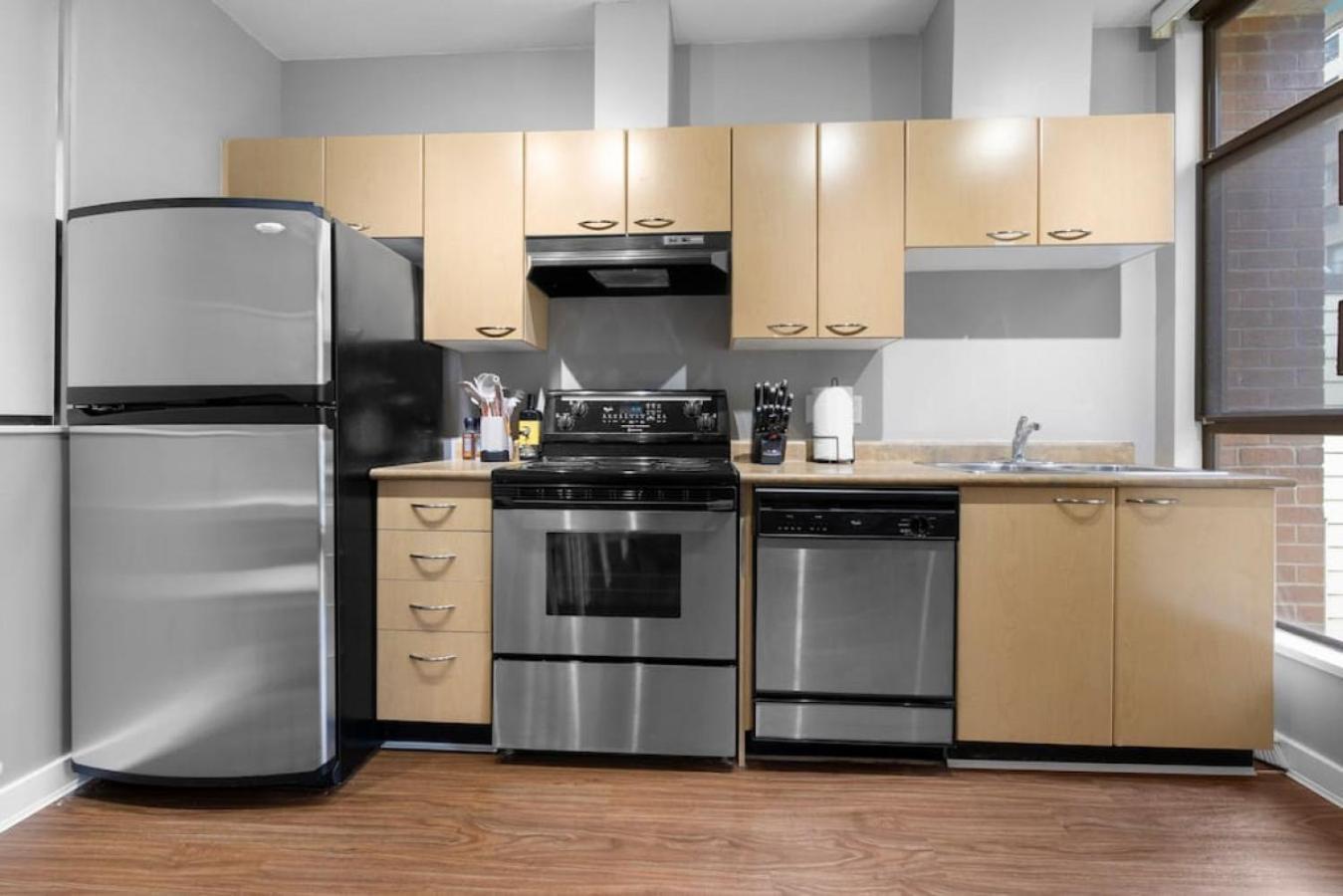 וונקובר Top Floor Unit On Granville Strip Yaletown Area מראה חיצוני תמונה